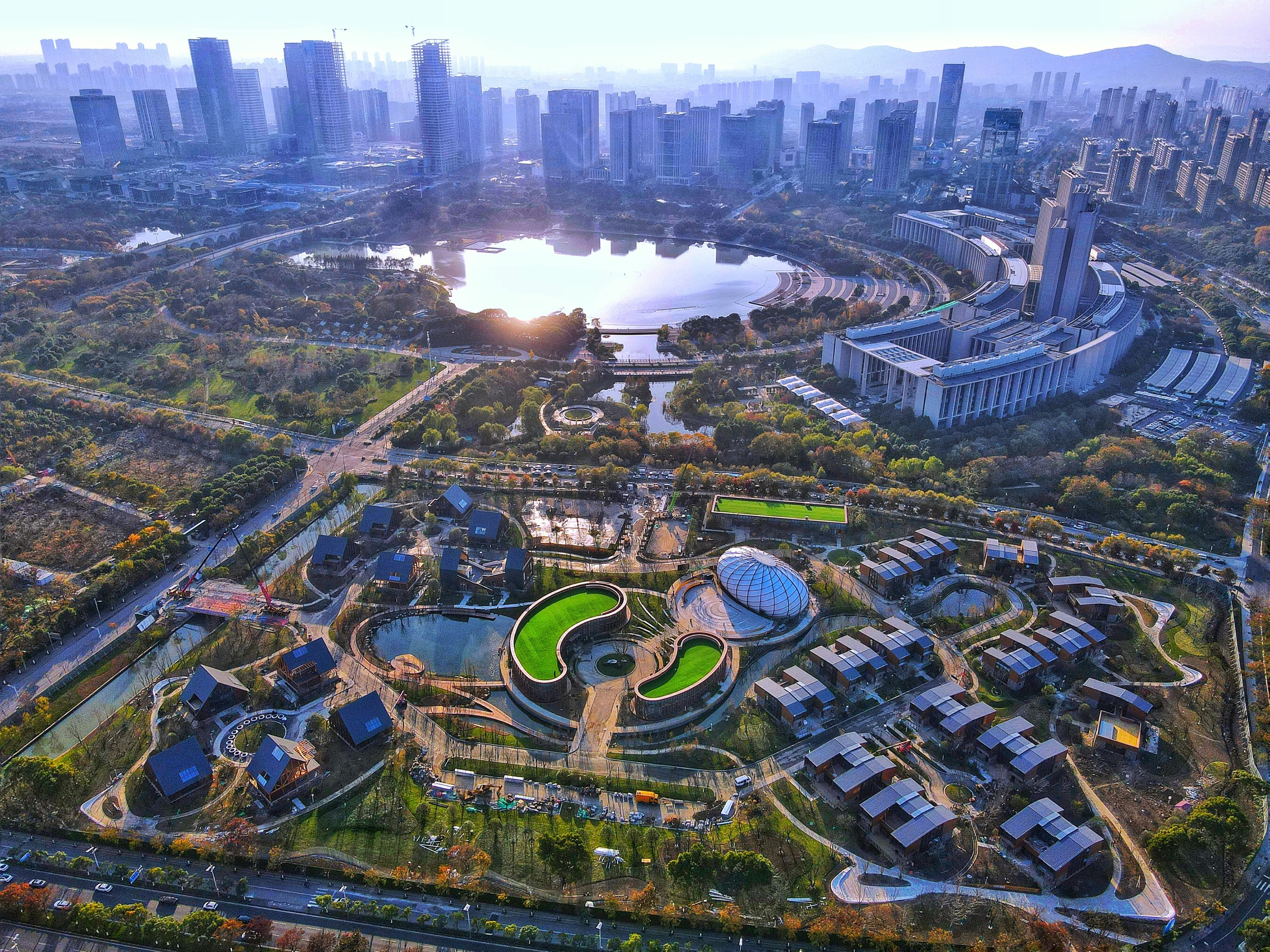 Xinhua Silk Road: Wuxi Economic Development Zone makes efforts to optimize business environment