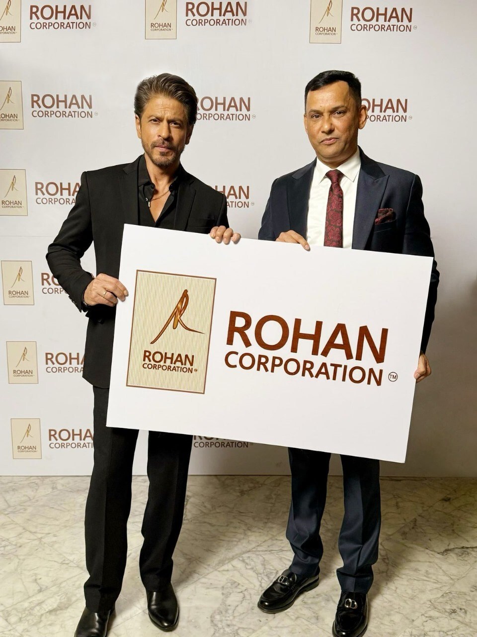 Rohan Corporation Joins Forces with Shah Rukh Khan to Redefine Real Estate in Karnataka
